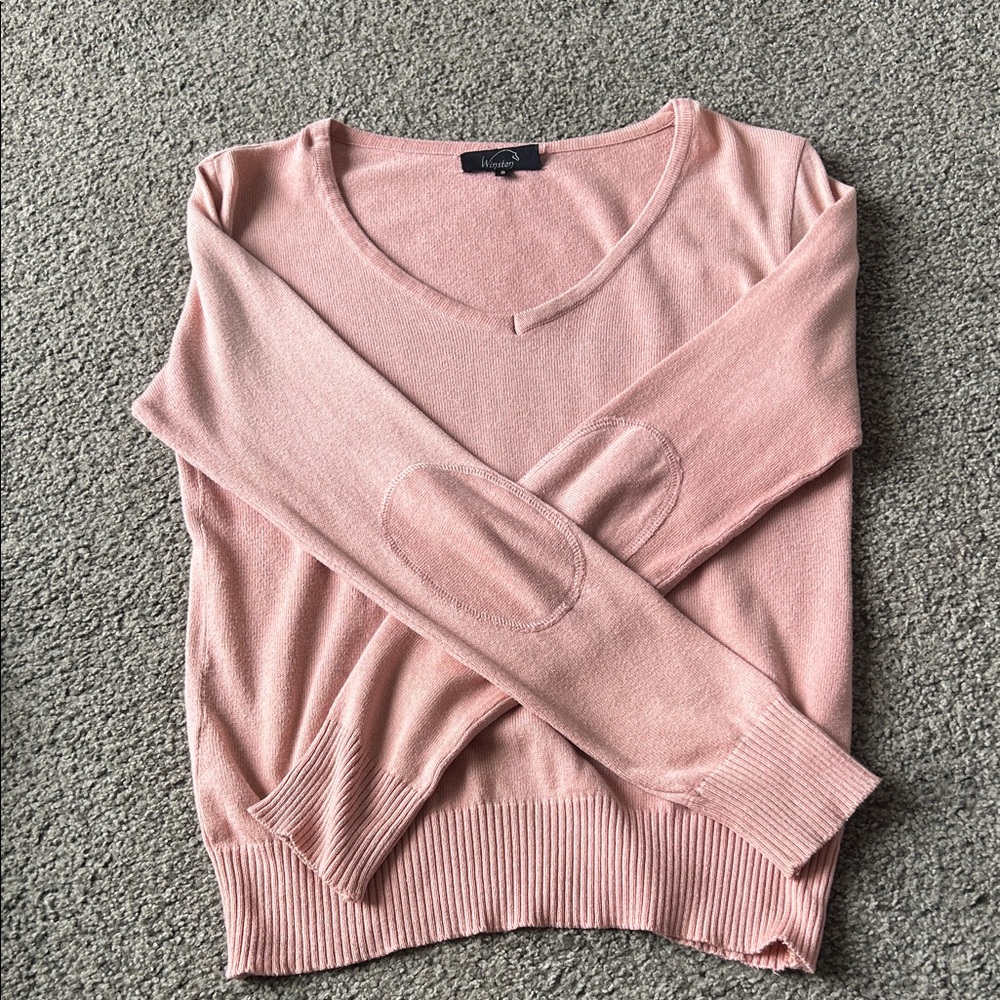 Elegant Pink V-Neck Sweater